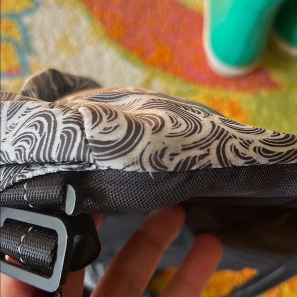 RARE LULULEMON ATHLETICA SEAWHEEZE FAST AND FREE BACKPACK